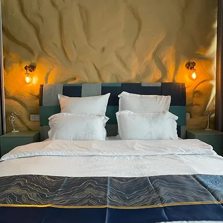 Style Victoria Apartment